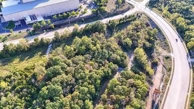 Outstanding investment opportunity! This over 29-acre parcel in - photo 16
