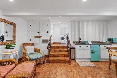 Unique, Iconic home in a World-Class Location, in the heart of - photo 31