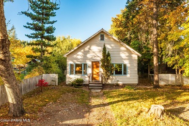 Pend Oreille River Home For Sale in Dover Idaho