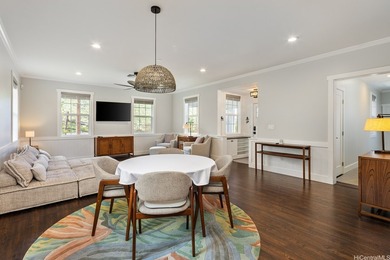 A rare offering in the heart of Manoa, this extensively - photo 4