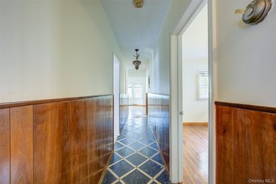 Welcome to 227-12 53rd Avenue, a remarkably spacious ranch - photo 15