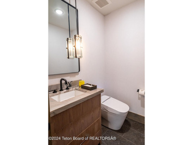 Welcome to an extraordinary residence within the exclusive Snake - photo 23
