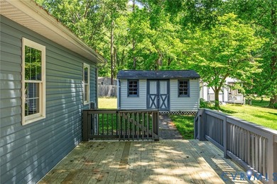 Through no fault of its own, this wonderful property is back on - photo 4