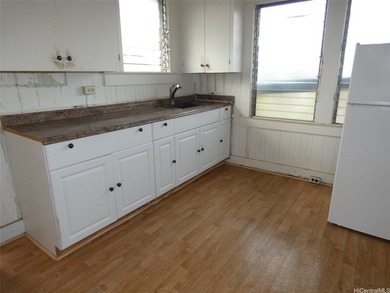 Highly desired SFD in Wahiawa Heights on a nice sized lot! - photo 10