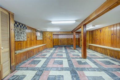 Welcome to 227-12 53rd Avenue, a remarkably spacious ranch - photo 32