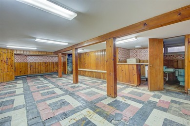 Welcome to 227-12 53rd Avenue, a remarkably spacious ranch - photo 33