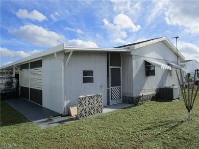 This charming turnkey 2 bedroom, 2 bath home is situated in the - photo 34