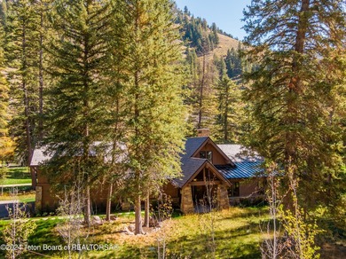 Welcome to an extraordinary residence within the exclusive Snake - photo 35