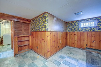 Welcome to 227-12 53rd Avenue, a remarkably spacious ranch - photo 36