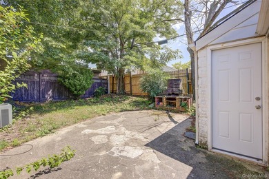 Welcome to 227-12 53rd Avenue, a remarkably spacious ranch - photo 38