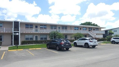 Welcome to this beautifully maintained and thoughtfully upgraded - photo 42