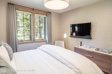 Welcome to an extraordinary residence within the exclusive Snake - photo 45