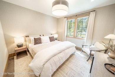 Welcome to an extraordinary residence within the exclusive Snake - photo 48