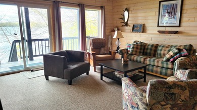 SO much to enjoy here! Level, sandy lakeshore, south facing - photo 15