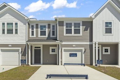 Two-story, three-bedroom, three-bathroom Glenville townhome with - photo 1