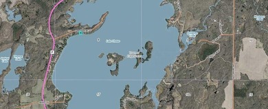 SO much to enjoy here! Level, sandy lakeshore, south facing - photo 31