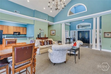 Beautifully renovated 2BR/2BA top-floor condo in the gated - photo 44