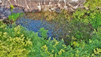 Discover the perfect blend of natural beauty, privacy, and - photo 10