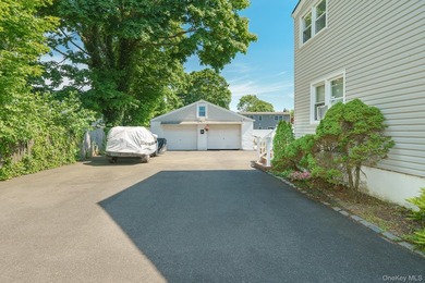 Legal 2-Family by C/O! Exceptional income-producing investment - photo 3