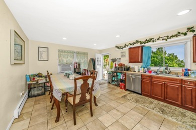 Legal 2-Family by C/O! Exceptional income-producing investment - photo 7