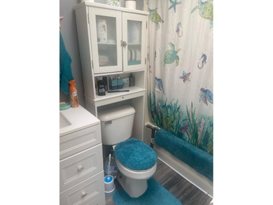 Affordable manufactured ranch in a community setting. Quiet - photo 11