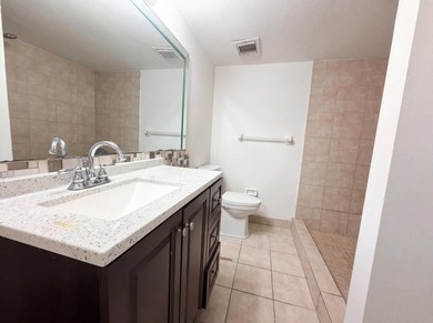 Welcome to 2737 S Oakland Forest Dr, a residence where fresh - photo 15