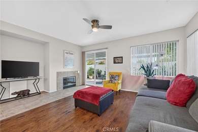Stunning and tastefully upgraded, this beautiful 3 bedroom, 2 - photo 16