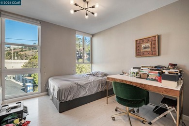 Penthouse Living with Unrivaled Panoramic Bay Views! The