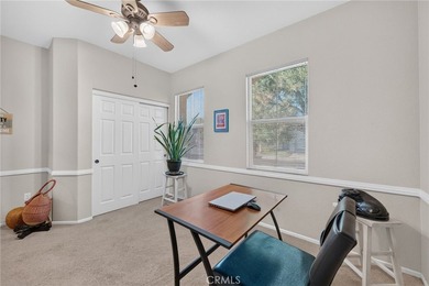 Stunning and tastefully upgraded, this beautiful 3 bedroom, 2 - photo 24