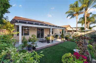 Stunning and tastefully upgraded, this beautiful 3 bedroom, 2 - photo 40