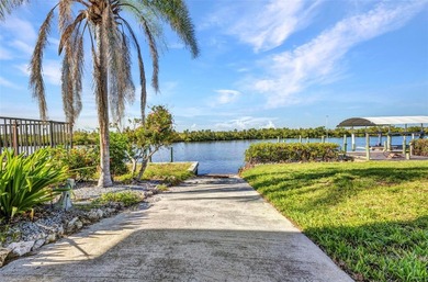 Welcome to your dream waterfront oasis with direct access to the - photo 47