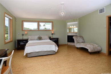 Get ready to find your dream home with this stunning Mid Century - photo 14