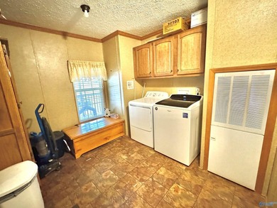 Looking for space, privacy, and country charm while staying - photo 18