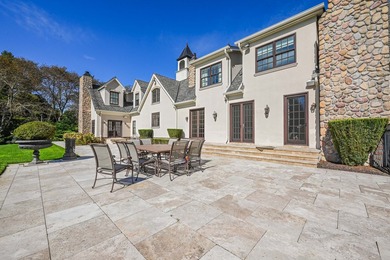 Welcome to Your Dream Estate in the Heart of Matinecock Village - photo 19