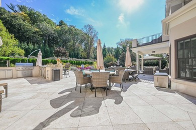 Welcome to Your Dream Estate in the Heart of Matinecock Village - photo 20