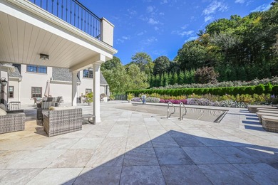 Welcome to Your Dream Estate in the Heart of Matinecock Village - photo 22