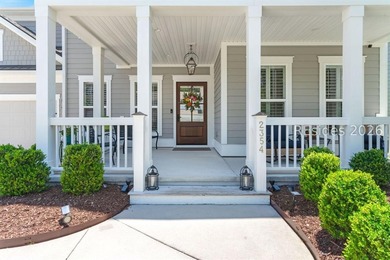 MOTIVATED SELLER. Enjoy stunning pond views and exceptional - photo 3