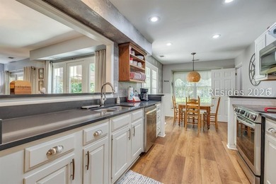 Exceptional value in Evian! This beautifully maintained - photo 10