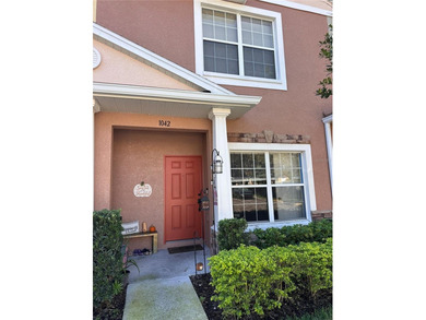 (private lake, pond, creek) Townhome/Townhouse For Sale in Wesley Chapel Florida
