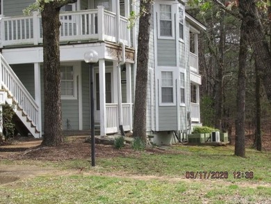 Rare end unit condo on the first level of Summer Hill! - photo 2