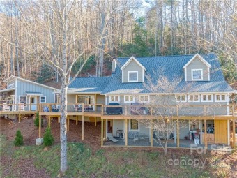 (private lake, pond, creek) Home For Sale in Spruce Pine North Carolina