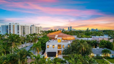 Experience contemporary elegance at 214 28th Street, a - photo 3