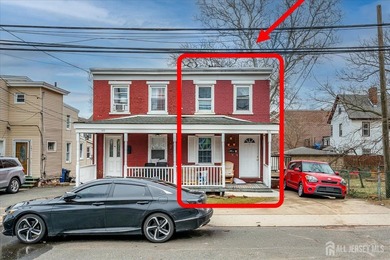 Incredible opportunity to Own and Rent !!! 1/2 Duplex 2-Family - photo 1