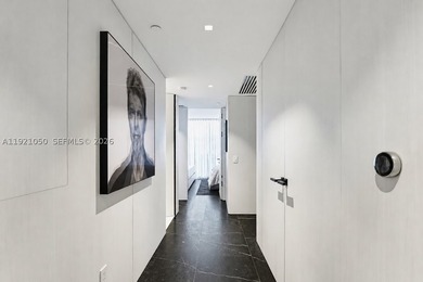 Stunning remodeled southeast corner 3-bedroom turnkey residence - photo 11