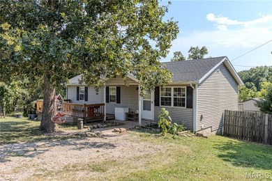 Gasconade River Home Active Under Contract in Dixon Missouri