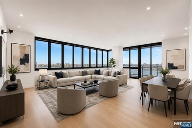 CAN BE SPLIT INTO 2 UNITS!! Perched on the 16th floor of the - photo 11