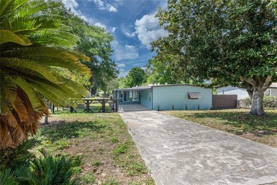 Stunning Lakefront Living in Charming Montverde
Welcome to this - photo 2