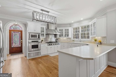 A Rare 4-Acre Family Estate Offering 6,400 SF, Pool & - photo 34