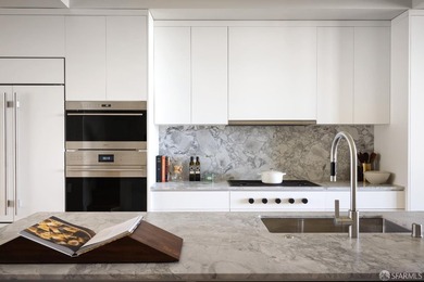 The Residences at Yerba Buena Island offer a rare opportunity to - photo 9