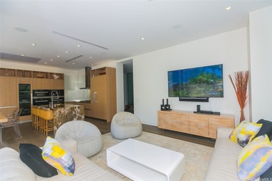 A private 4 bedroom, two-level home with its own 2,799 sf - photo 6
